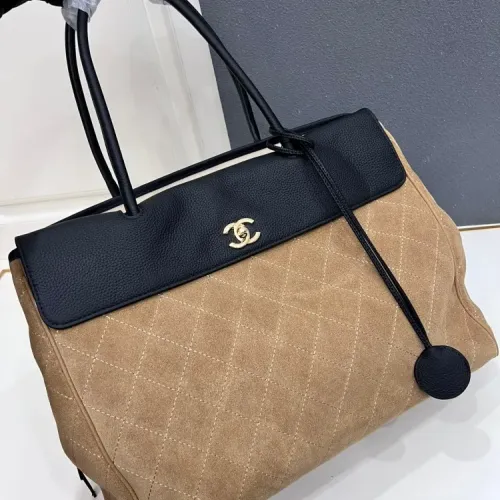 Replica Chanel AAA Quality Handbags For Women #1425039 $115.00 USD for Wholesale