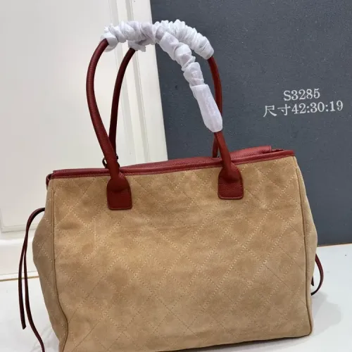 Replica Chanel AAA Quality Handbags For Women #1425040 $115.00 USD for Wholesale