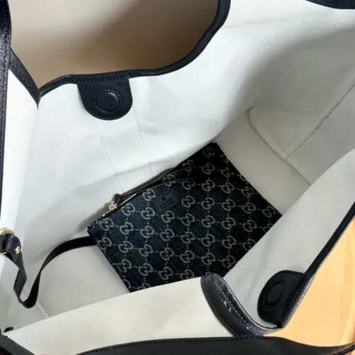 Replica Gucci AAA Quality Handbags For Women #1425198 $82.00 USD for Wholesale