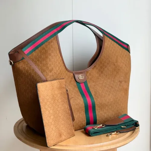 Replica Gucci AAA Quality Handbags For Women #1425205 $88.00 USD for Wholesale
