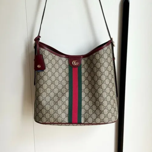 Replica Gucci AAA Quality Messenger Bags For Women #1425233 $72.00 USD for Wholesale