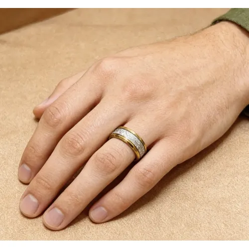 Replica Gucci Rings For Unisex #1425300 $39.00 USD for Wholesale