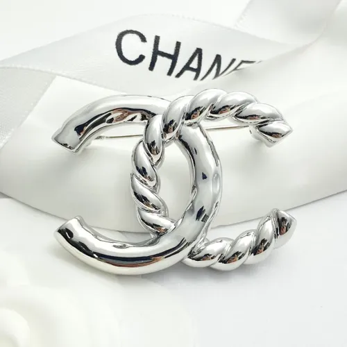 Chanel Brooches For Women #1425325 $29.00 USD, Wholesale Replica Chanel Brooches