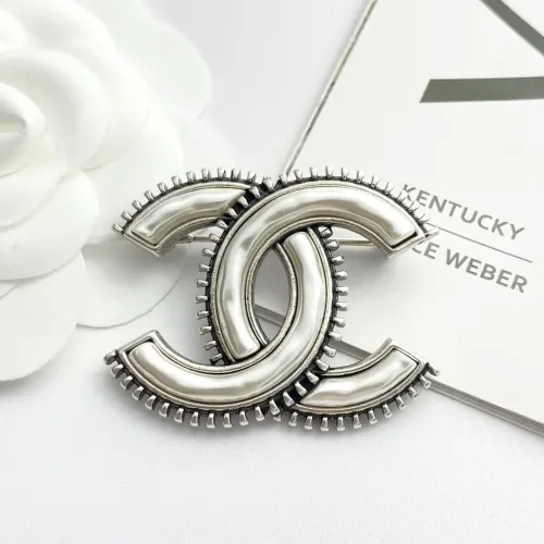 Chanel Brooches For Women #1425335 $36.00 USD, Wholesale Replica Chanel Brooches