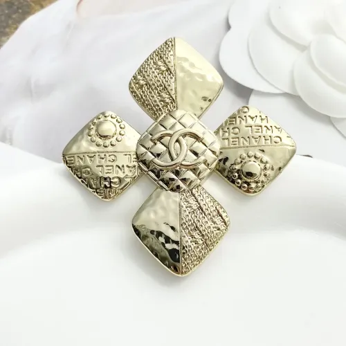 Chanel Brooches For Women #1425379 $32.00 USD, Wholesale Replica Chanel Brooches