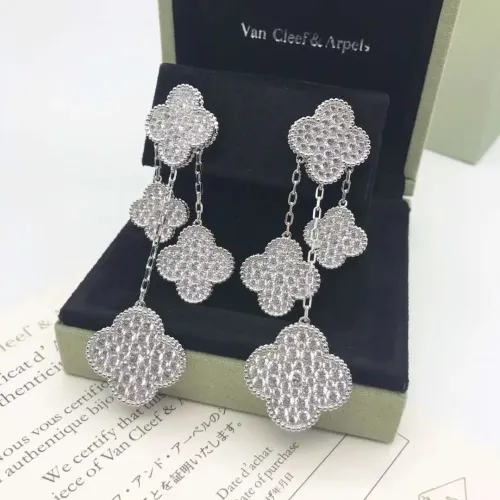 Van Cleef &amp; Arpels Earrings For Women #1425692 $38.00 USD, Wholesale Replica Van Cleef &amp; Arpels Earrings