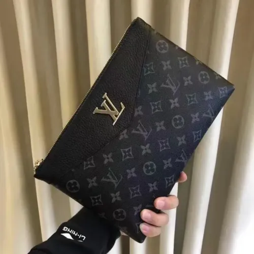 Louis Vuitton AAA Man Pouches #1425704 $60.00 USD, Wholesale Replica Louis Vuitton AAA Man Wallets