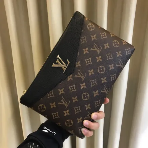 Louis Vuitton AAA Man Pouches #1425705 $60.00 USD, Wholesale Replica Louis Vuitton AAA Man Wallets