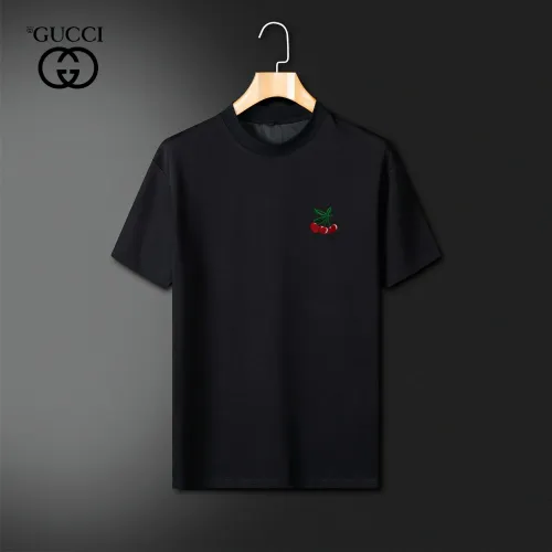 Replica Gucci Tracksuits Short Sleeved For Men #1426553 $64.00 USD for Wholesale