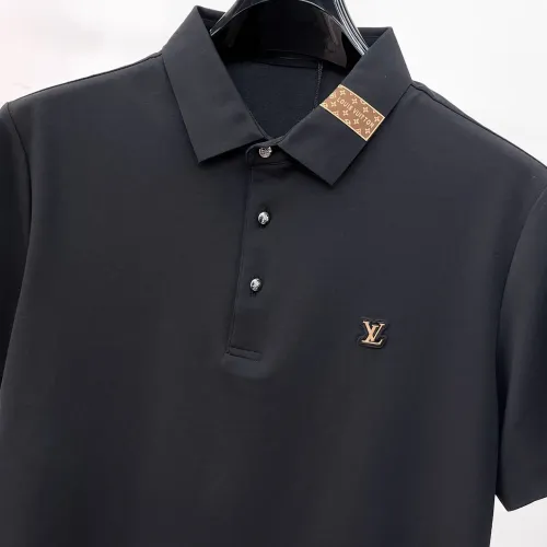 Replica Louis Vuitton LV T-Shirts Short Sleeved For Men #1426877 $48.00 USD for Wholesale