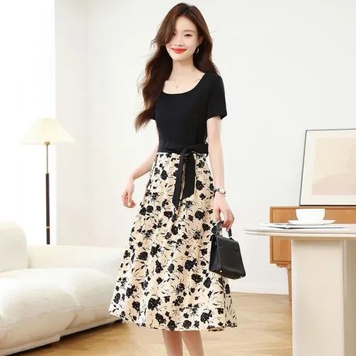 Chanel Dresses Short Sleeved For Women #1426987 $56.00 USD, Wholesale Replica Chanel Dresses