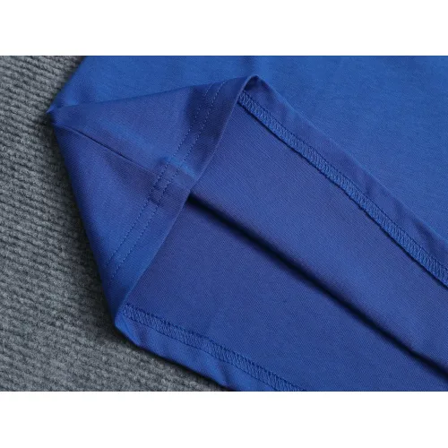 Replica Louis Vuitton LV T-Shirts Short Sleeved For Unisex #1427000 $38.00 USD for Wholesale