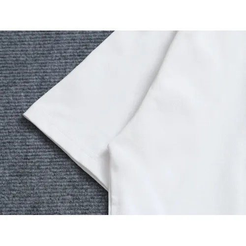 Replica LOEWE T-Shirts Short Sleeved For Unisex #1427023 $38.00 USD for Wholesale