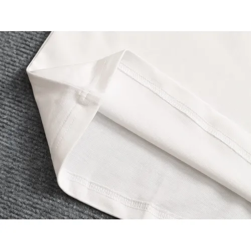 Replica Louis Vuitton LV T-Shirts Short Sleeved For Unisex #1427040 $38.00 USD for Wholesale