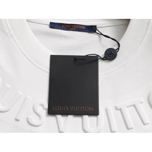 Replica Louis Vuitton LV T-Shirts Short Sleeved For Unisex #1427042 $38.00 USD for Wholesale