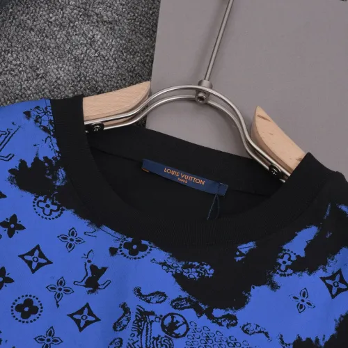 Replica Louis Vuitton LV T-Shirts Short Sleeved For Unisex #1427045 $38.00 USD for Wholesale