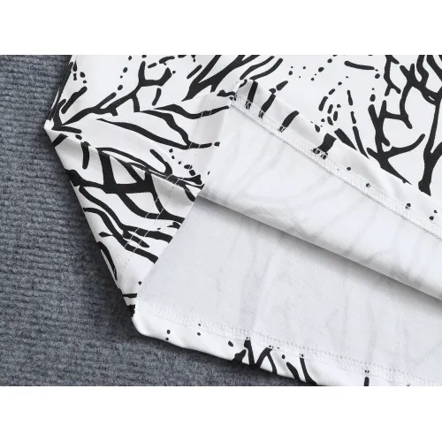 Replica Gucci T-Shirts Short Sleeved For Unisex #1427046 $38.00 USD for Wholesale