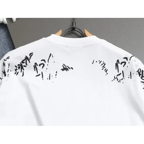 Replica Gucci T-Shirts Short Sleeved For Unisex #1427046 $38.00 USD for Wholesale