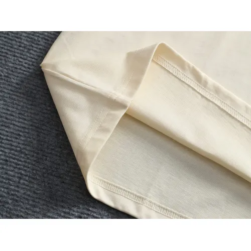 Replica Gucci T-Shirts Short Sleeved For Unisex #1427069 $38.00 USD for Wholesale