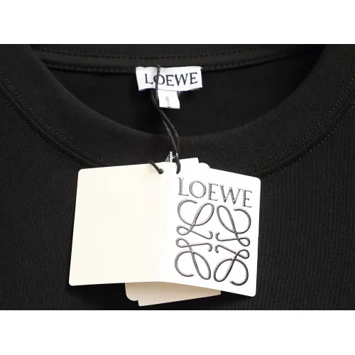 Replica LOEWE T-Shirts Short Sleeved For Unisex #1427081 $38.00 USD for Wholesale