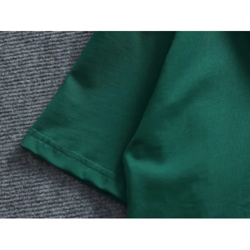 Replica LOEWE T-Shirts Short Sleeved For Unisex #1427084 $38.00 USD for Wholesale