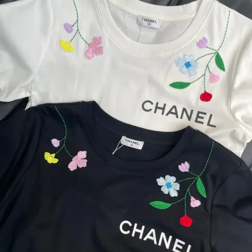 Replica Chanel T-Shirts Short Sleeved For Women #1427162 $52.00 USD for Wholesale