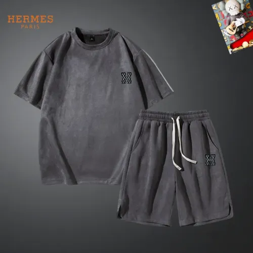 Hermes Tracksuits Short Sleeved For Men #1427440 $48.00 USD, Wholesale Replica Hermes Tracksuits