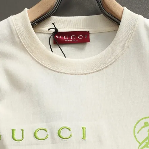 Replica Gucci T-Shirts Short Sleeved For Unisex #1428150 $36.00 USD for Wholesale