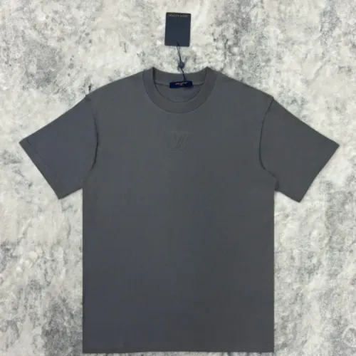 Replica Louis Vuitton LV T-Shirts Short Sleeved For Unisex #1428217 $60.00 USD for Wholesale