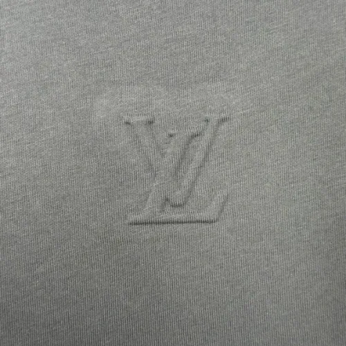 Replica Louis Vuitton LV T-Shirts Short Sleeved For Unisex #1428217 $60.00 USD for Wholesale