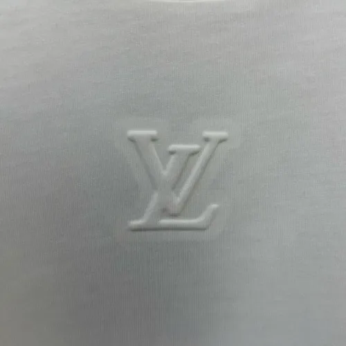 Replica Louis Vuitton LV T-Shirts Short Sleeved For Unisex #1428221 $60.00 USD for Wholesale