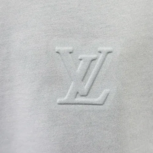 Replica Louis Vuitton LV T-Shirts Short Sleeved For Unisex #1428223 $60.00 USD for Wholesale