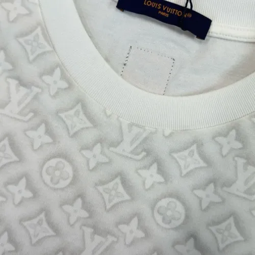 Replica Louis Vuitton LV T-Shirts Short Sleeved For Unisex #1428240 $68.00 USD for Wholesale