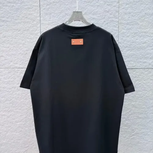 Replica LOEWE T-Shirts Short Sleeved For Unisex #1428872 $39.00 USD for Wholesale