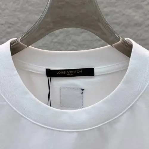 Replica Louis Vuitton LV T-Shirts Short Sleeved For Unisex #1428884 $41.00 USD for Wholesale