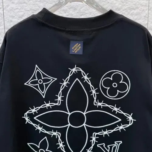 Replica Louis Vuitton LV T-Shirts Short Sleeved For Unisex #1428887 $40.00 USD for Wholesale