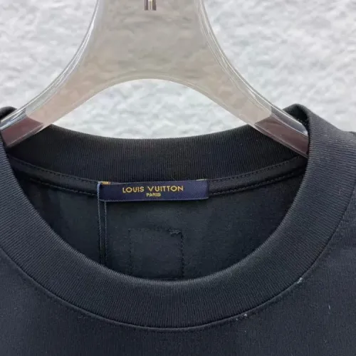 Replica Louis Vuitton LV T-Shirts Short Sleeved For Unisex #1428891 $40.00 USD for Wholesale