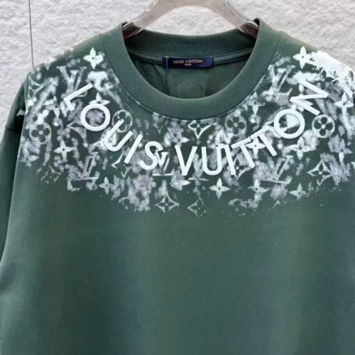 Replica Louis Vuitton LV T-Shirts Short Sleeved For Unisex #1428905 $39.00 USD for Wholesale