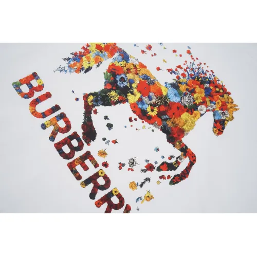 Replica Burberry T-Shirts Short Sleeved For Unisex #1429599 $32.00 USD for Wholesale