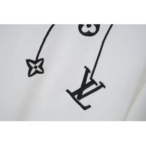 Replica Louis Vuitton LV T-Shirts Short Sleeved For Unisex #1429632 $36.00 USD for Wholesale
