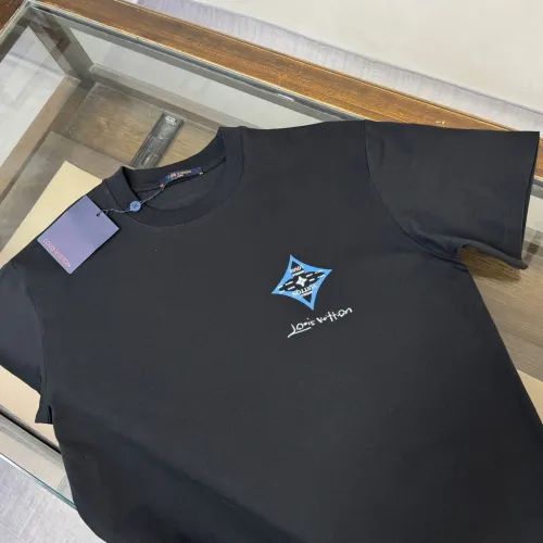 Replica Louis Vuitton LV T-Shirts Short Sleeved For Men #1429756 $45.00 USD for Wholesale