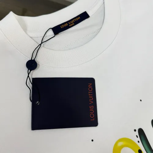 Replica Louis Vuitton LV T-Shirts Short Sleeved For Men #1429757 $45.00 USD for Wholesale