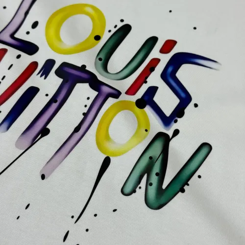 Replica Louis Vuitton LV T-Shirts Short Sleeved For Men #1429757 $45.00 USD for Wholesale