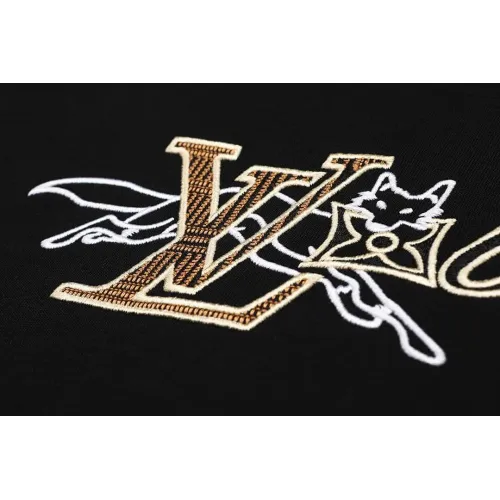 Replica Louis Vuitton LV T-Shirts Short Sleeved For Unisex #1429765 $45.00 USD for Wholesale