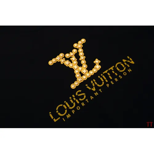 Replica Louis Vuitton LV T-Shirts Short Sleeved For Unisex #1429947 $40.00 USD for Wholesale