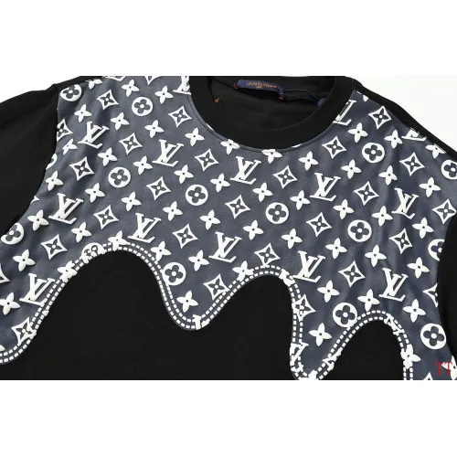Replica Louis Vuitton LV T-Shirts Short Sleeved For Unisex #1429949 $39.00 USD for Wholesale