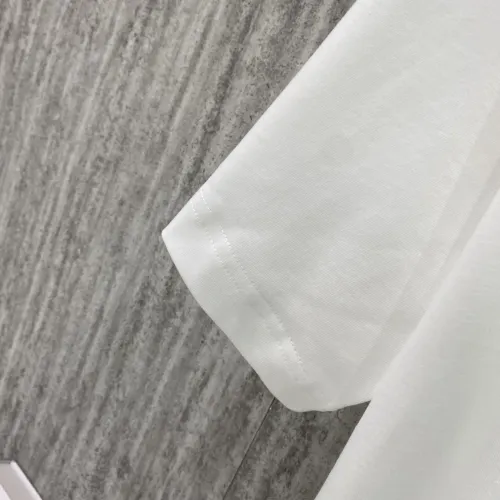 Replica Louis Vuitton LV T-Shirts Short Sleeved For Unisex #1429977 $42.00 USD for Wholesale