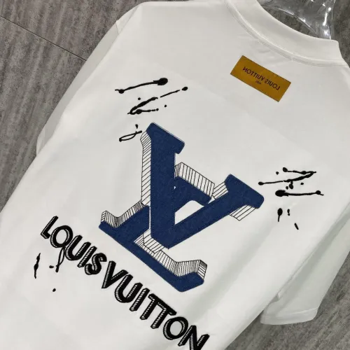 Replica Louis Vuitton LV T-Shirts Short Sleeved For Unisex #1429983 $42.00 USD for Wholesale