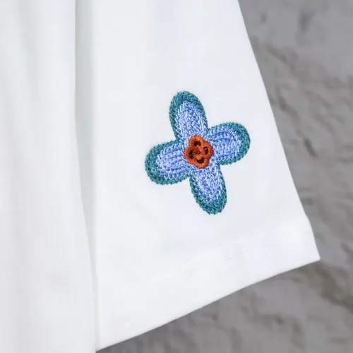 Replica Louis Vuitton LV T-Shirts Short Sleeved For Unisex #1430117 $36.00 USD for Wholesale