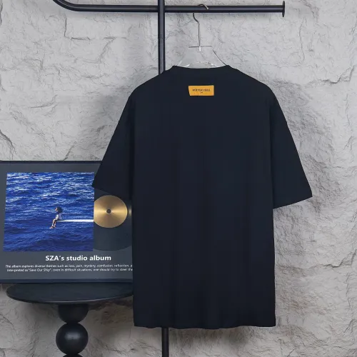 Replica Louis Vuitton LV T-Shirts Short Sleeved For Unisex #1430120 $36.00 USD for Wholesale
